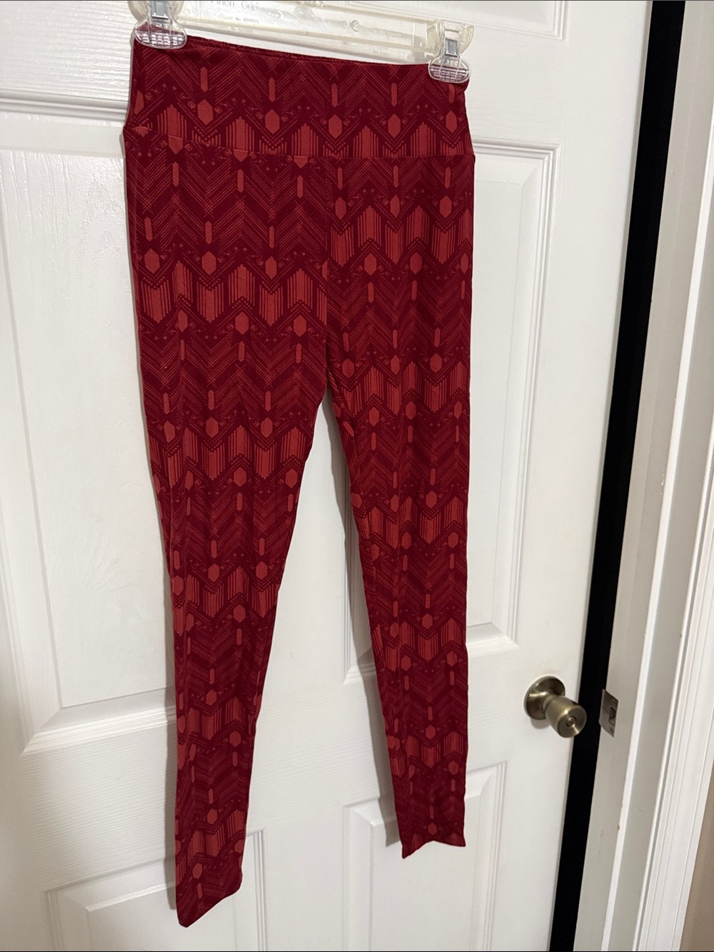 LuLaRoe Burgundy Geometric Leggings